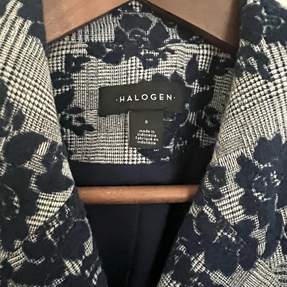 Halogen Ruffle Jacquard Coat - Picture 4 of 7